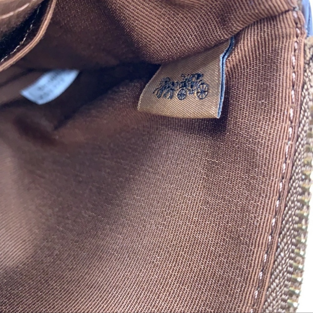 COACH Corner Zip Wristlet In Signature Canvas - Picture 5 of 16